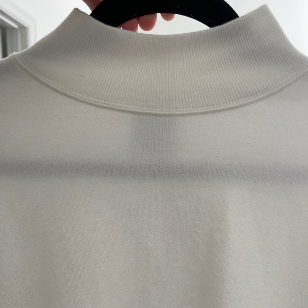 Aritzia Cozy Fleece Boyfriend Mock Sweatshirt NWT - Picture 8 of 9